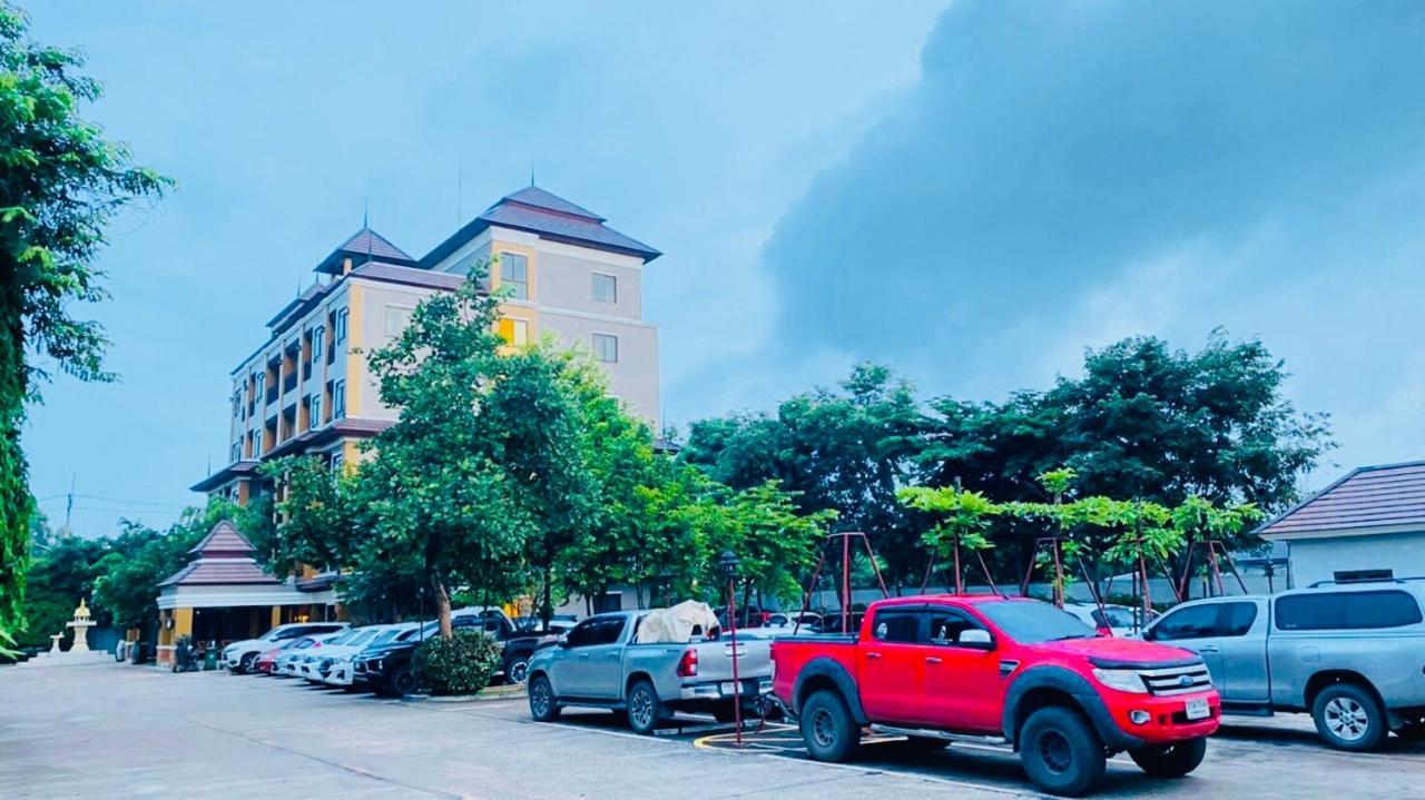 The Green Residence 304 Si Maha Phot المظهر الخارجي الصورة